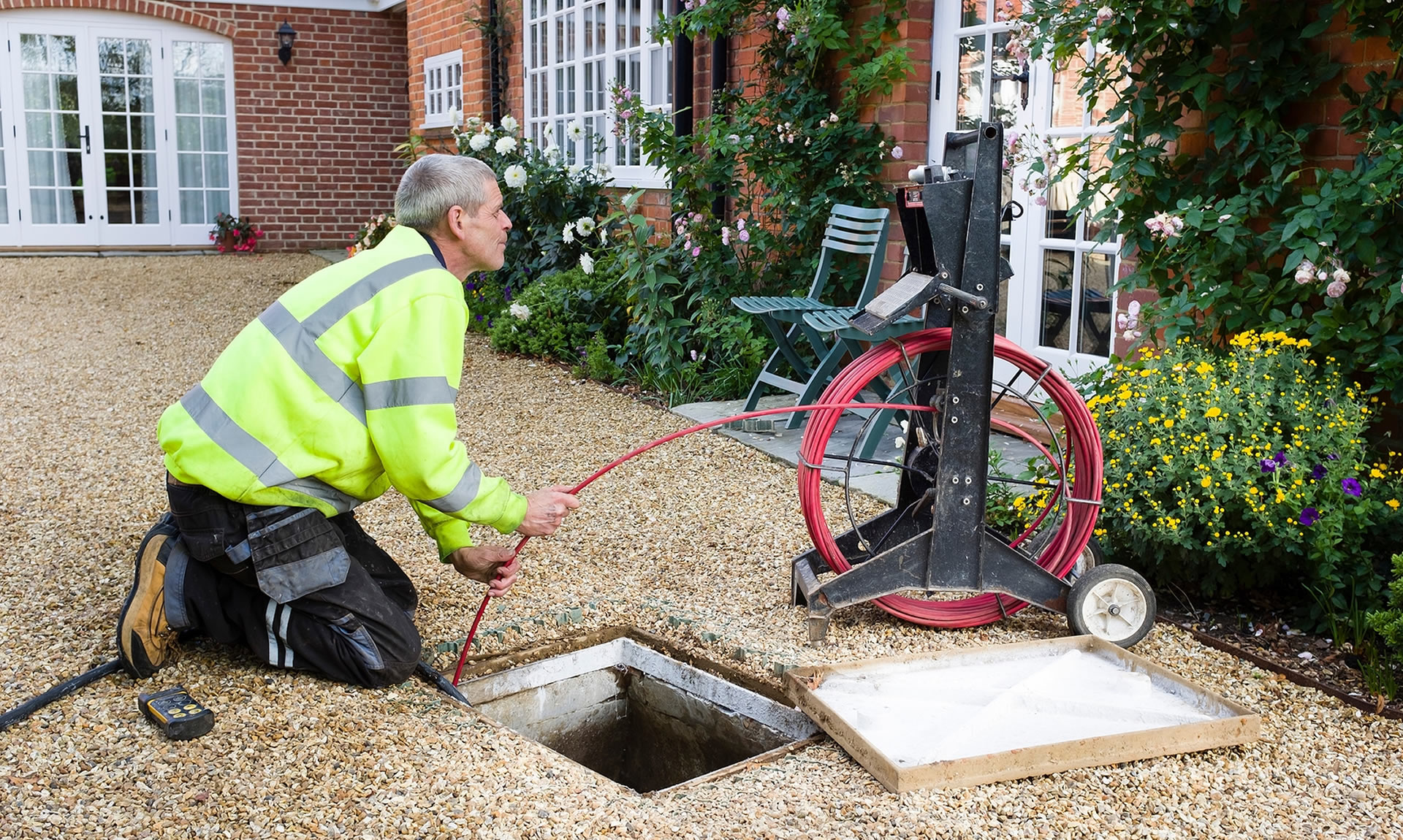 Electronic Leak & Sewer Locating