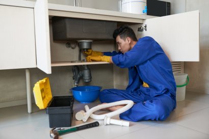 Why Hiring a Pro for Garbage Disposal Replacement Is Worth It